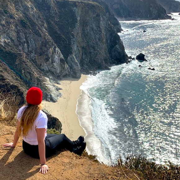 Meet your Posher, Jessica - Picture 1 of 1